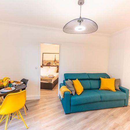 Enjoy The Traditional Parisian Life Apartment Bagian luar foto