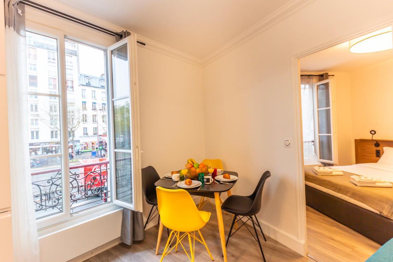 Enjoy The Traditional Parisian Life Apartment Bagian luar foto
