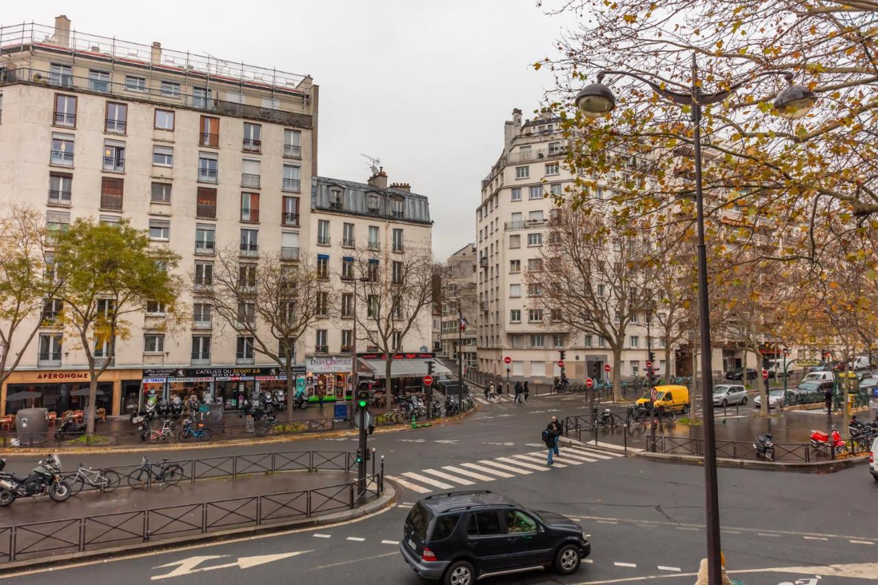 Enjoy The Traditional Parisian Life Apartment Bagian luar foto