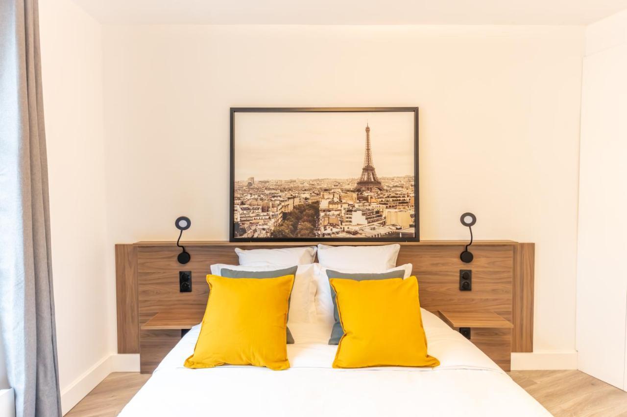 Enjoy The Traditional Parisian Life Apartment Bagian luar foto
